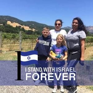 Meet your Posher, Ester